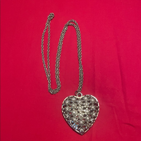 ♥️Heart Pendant with Rhinestones, silver tone - Picture 1 of 6